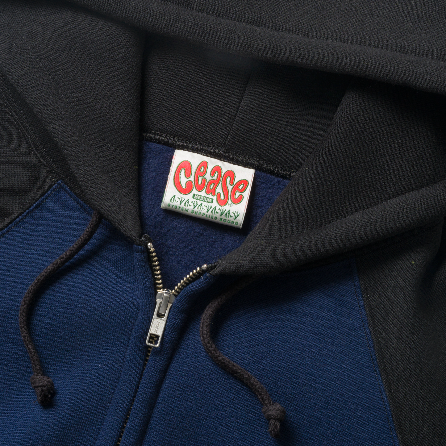 Navy / Black
